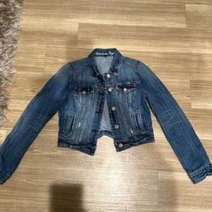 American eagle cropped denim jacket. Size medium